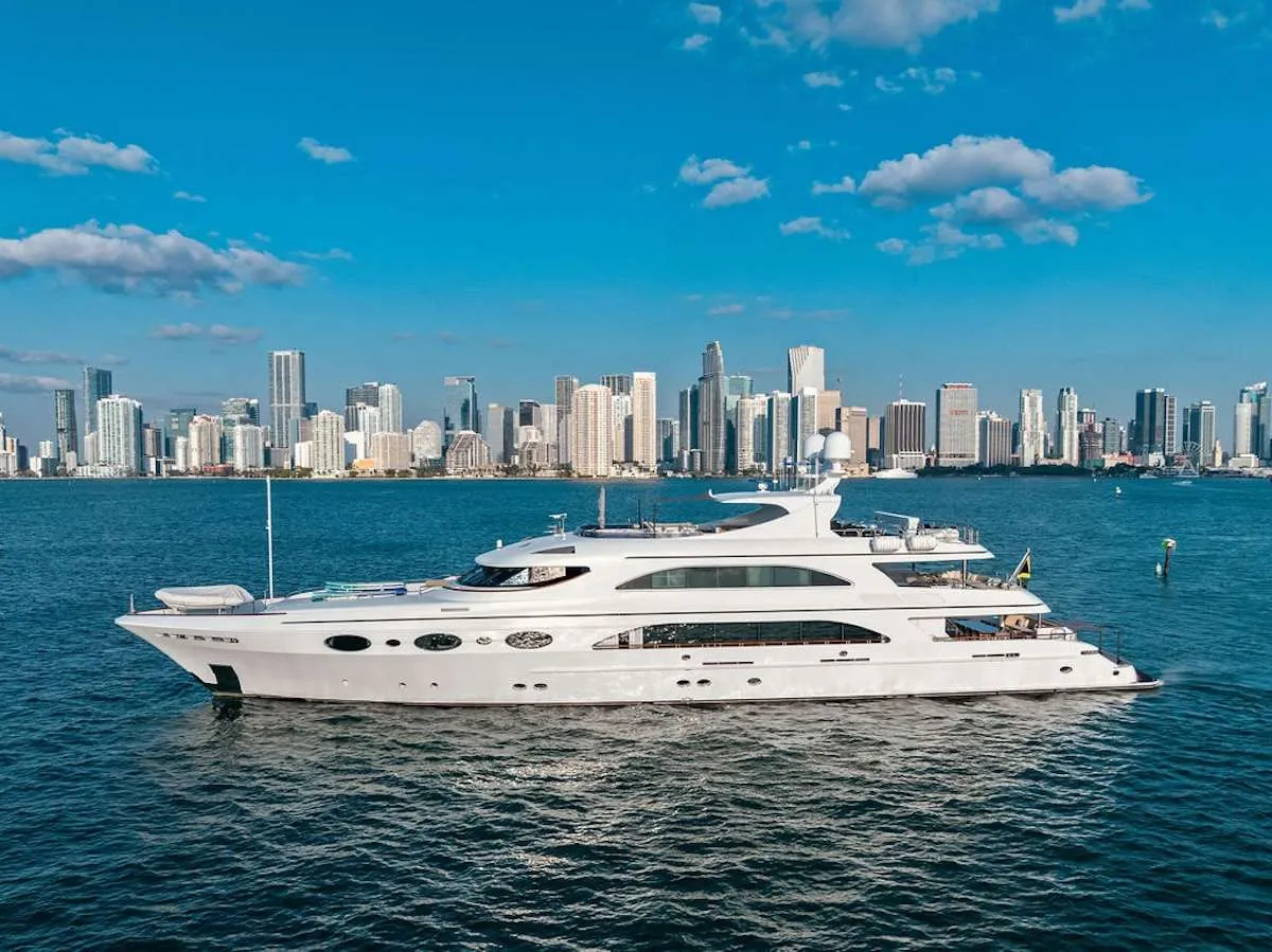 Sweet Caroline II yacht image 1